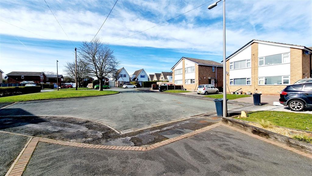 Additional image 3 of 2 bed semi-detached house for saleCambridge Avenue, Winsford CW7