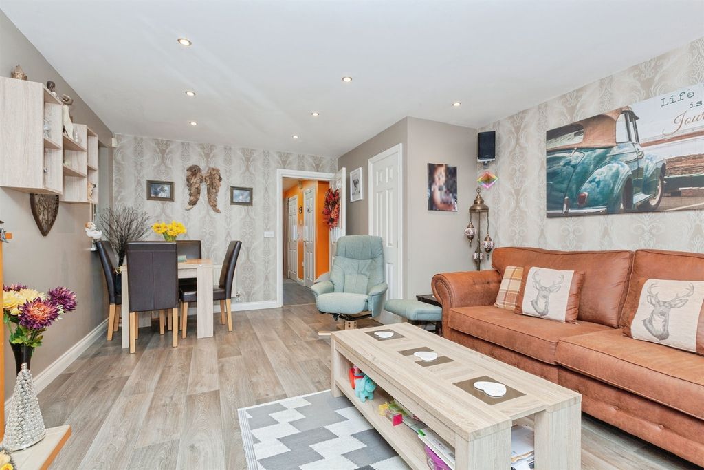 Additional image 4 of 3 bed semi-detached house for saleRussett Close, Barwell, Leicester LE9
