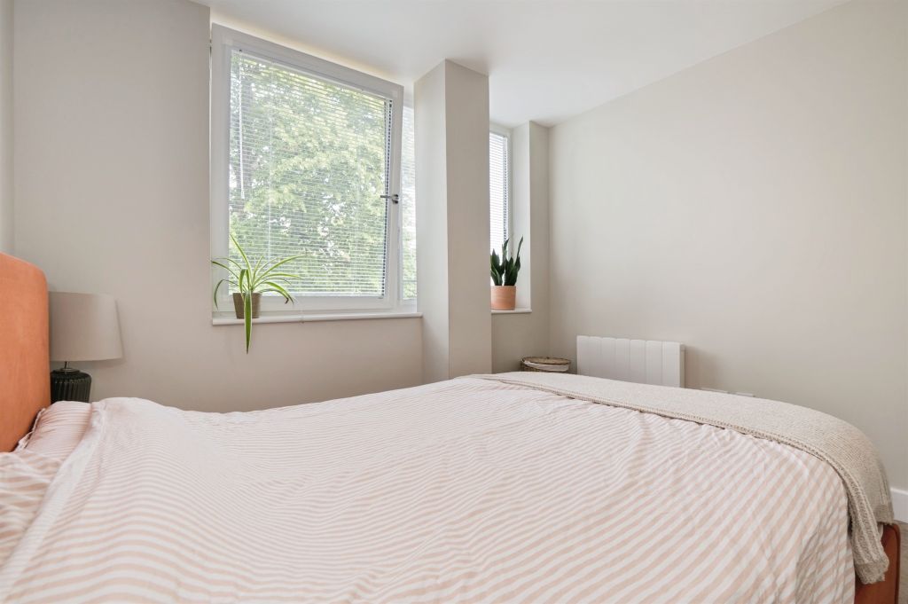 Additional image 8 of 1 bed flat for saleRomsey Road, Southampton SO16