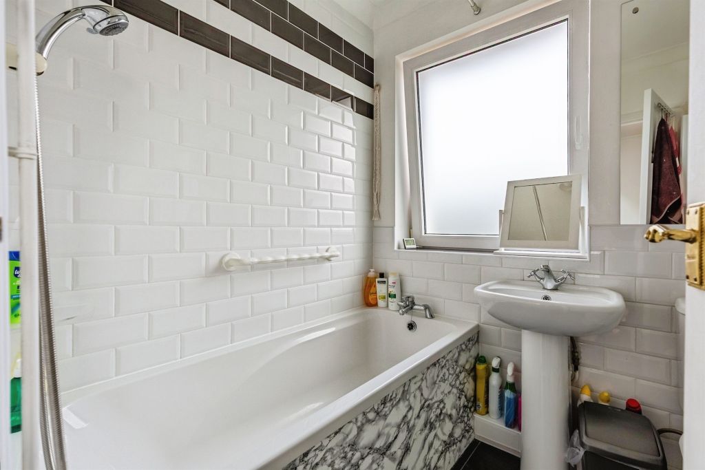 Additional image 12 of 3 bed end terrace house for saleChelveston Drive, Corby NN17