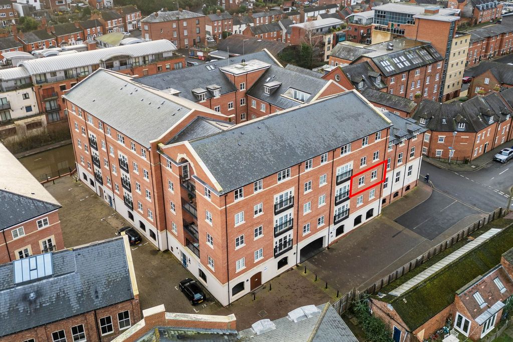 Additional image 2 of 2 bed flat for saleApartment 22, Austin Court, 2 Mill Street, Diglis, Worcester. WR1