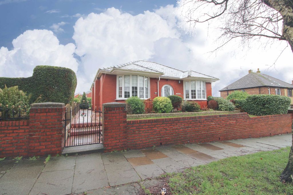 2 bed bungalow for saleNorley Hall Avenue, Pemberton, Wigan WN5