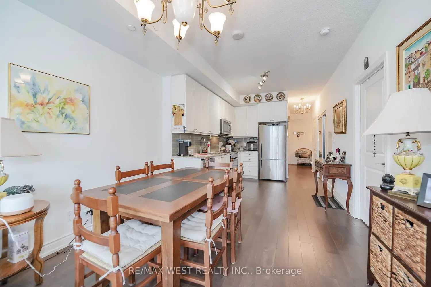Additional image 3 of 9608 Yonge Street 201A