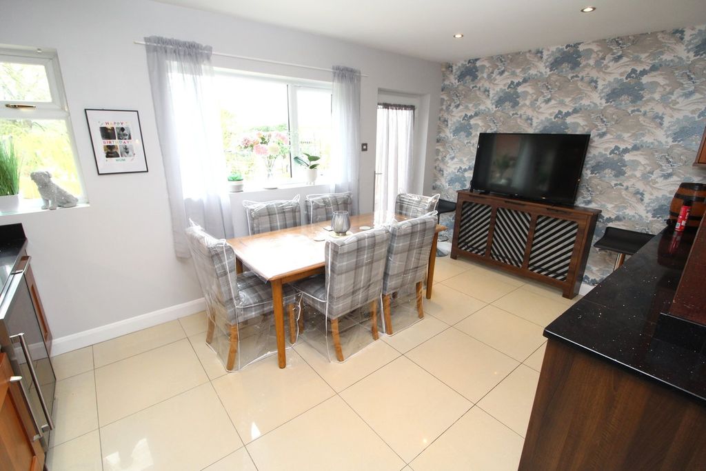 Additional image 10 of 6 bed detached house for saleDunton Road, Broughton Astley, Leicester LE9