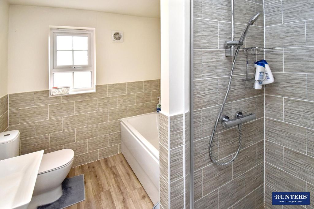 Additional image 11 of 5 bed detached house for saleOswins View, Wigston LE18