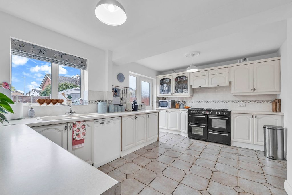 Additional image 8 of 3 bed detached house for saleBeech Avenue, Groby LE6
