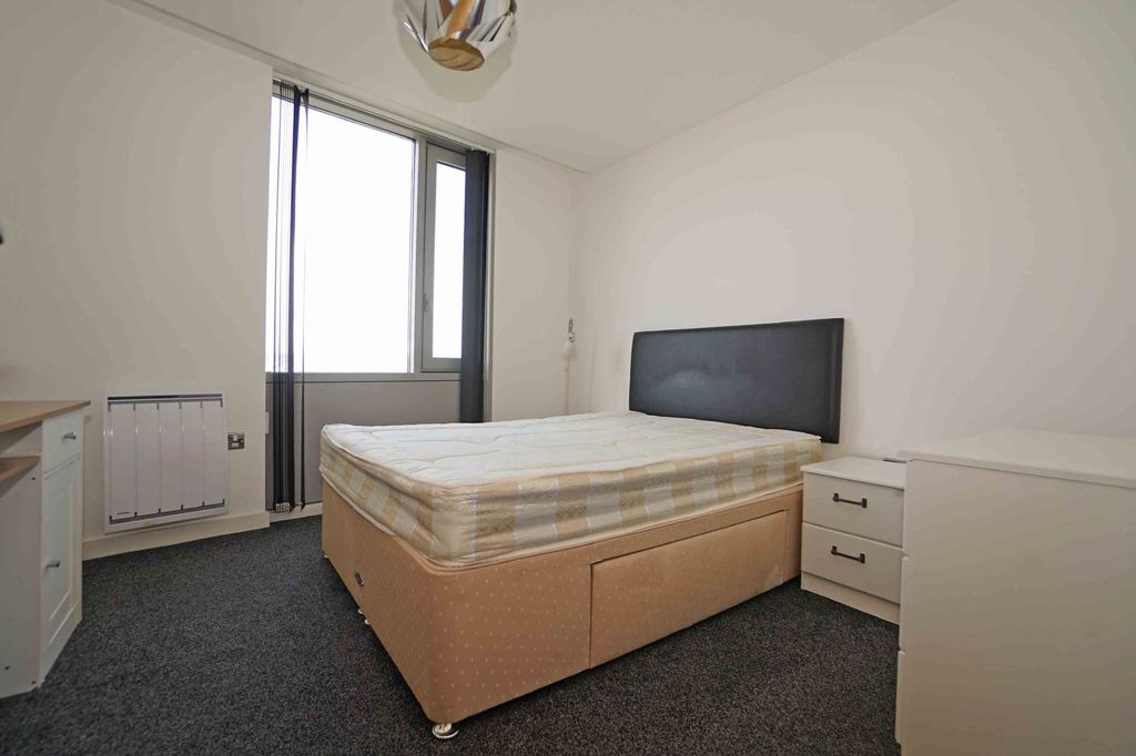 Additional image 14 of 2 bed flat for saleAdmiralty Tower, Portsmouth PO1
