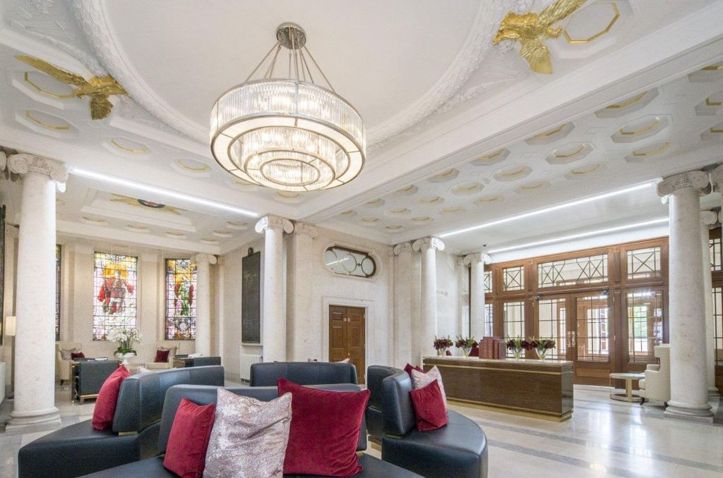 Additional image 9 of 3 bed flat for saleFlat, Star & Garter House, Richmond Hill, Richmond TW10