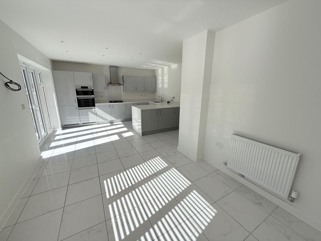 Additional image 6 of 4 bed detached house for saleWeston Rise, Oadby LE2