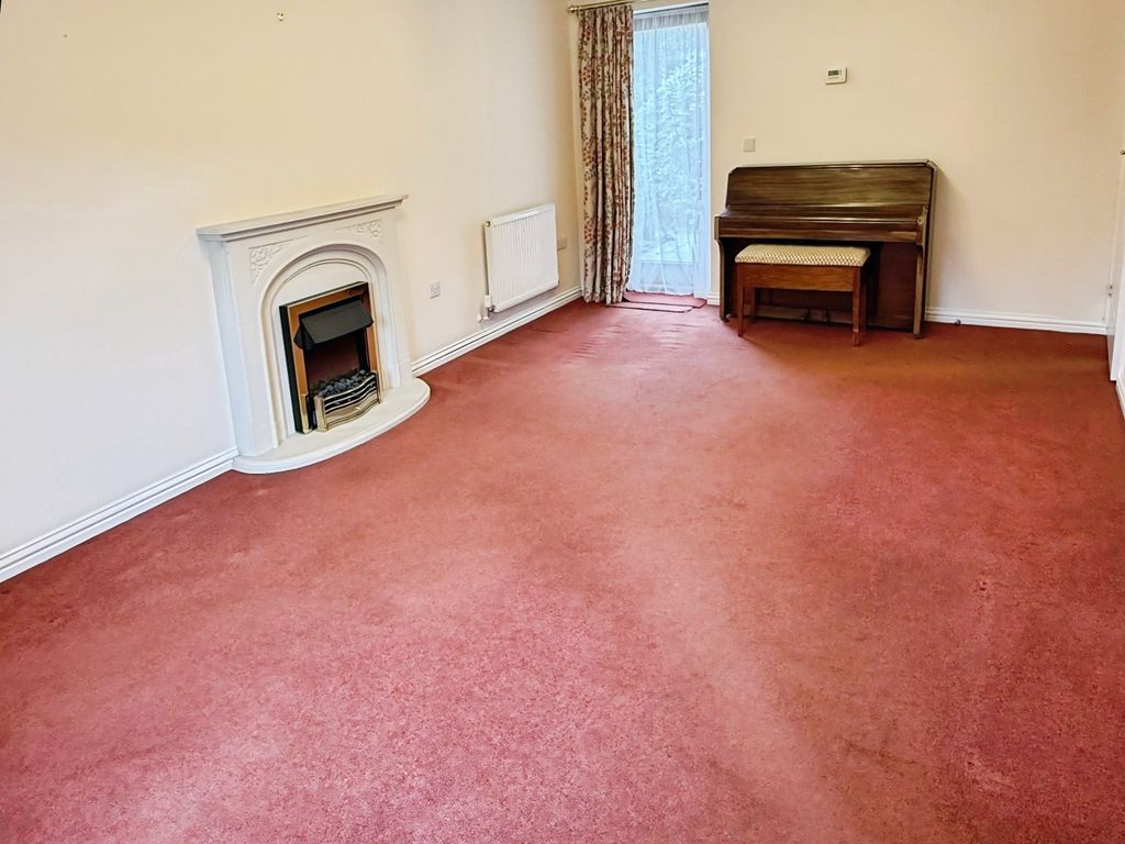 Additional image 3 of 2 bed flat for saleHoneywell Close, Oadby LE2