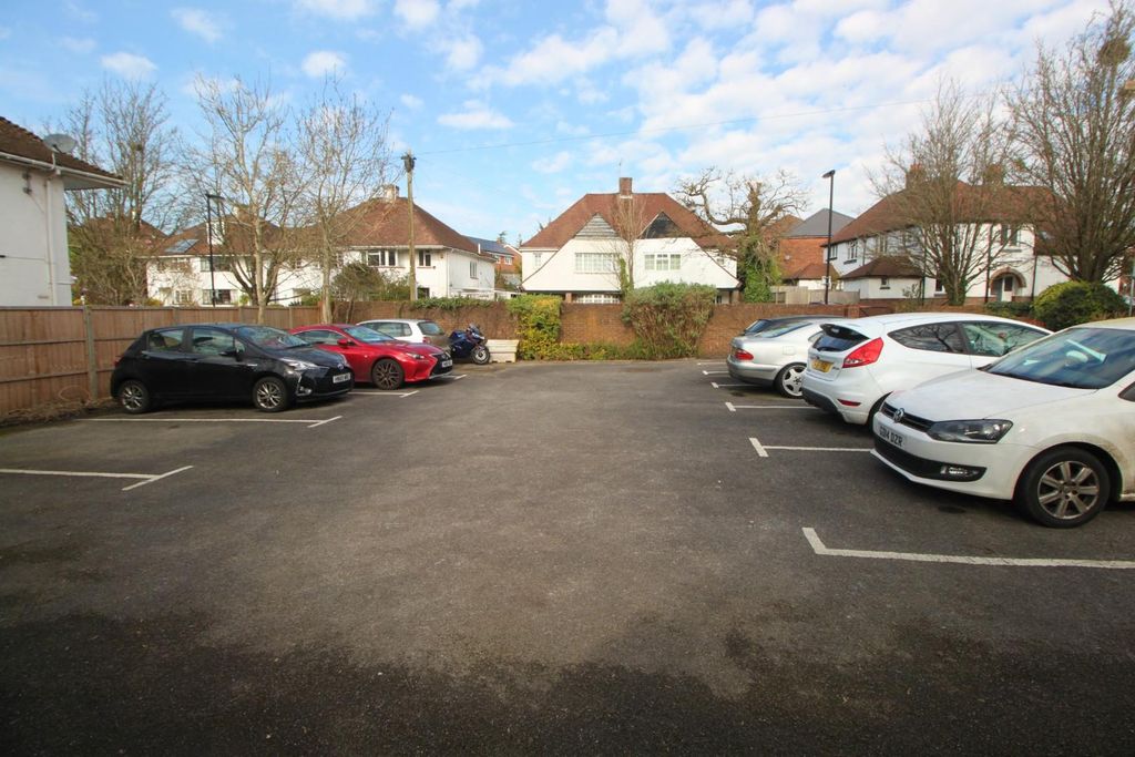 Additional image 9 of 2 bed flat for saleGrosvenor Road, Southampton SO17