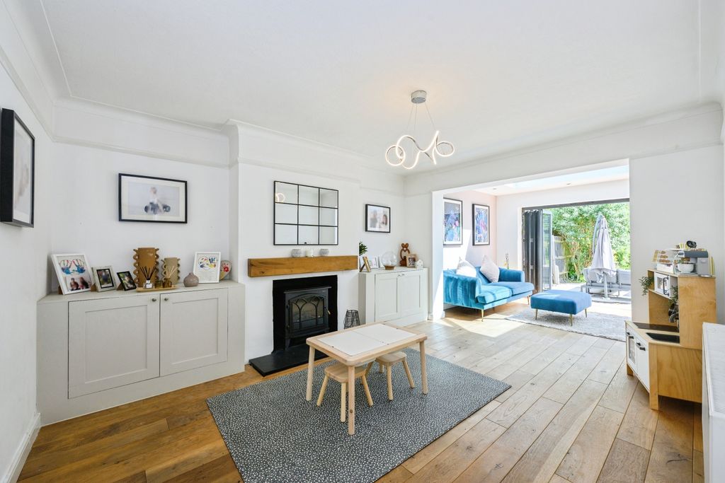 Additional image 3 of 4 bed semi-detached house for saleSalmons Lane, Whyteleafe CR3