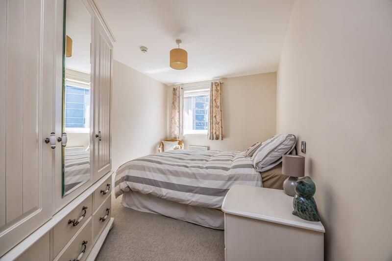 Additional image 14 of 2 bed flat for saleGunwharf Quays, Portsmouth PO1