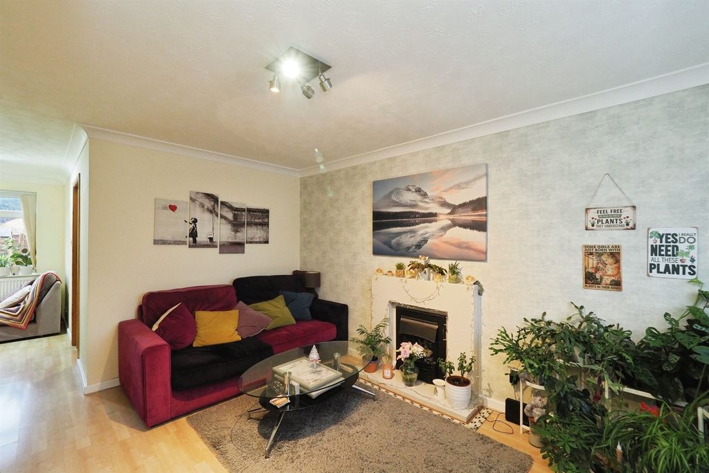 Additional image 4 of 3 bed semi-detached house for saleRavensthorpe Drive, Loughborough LE11
