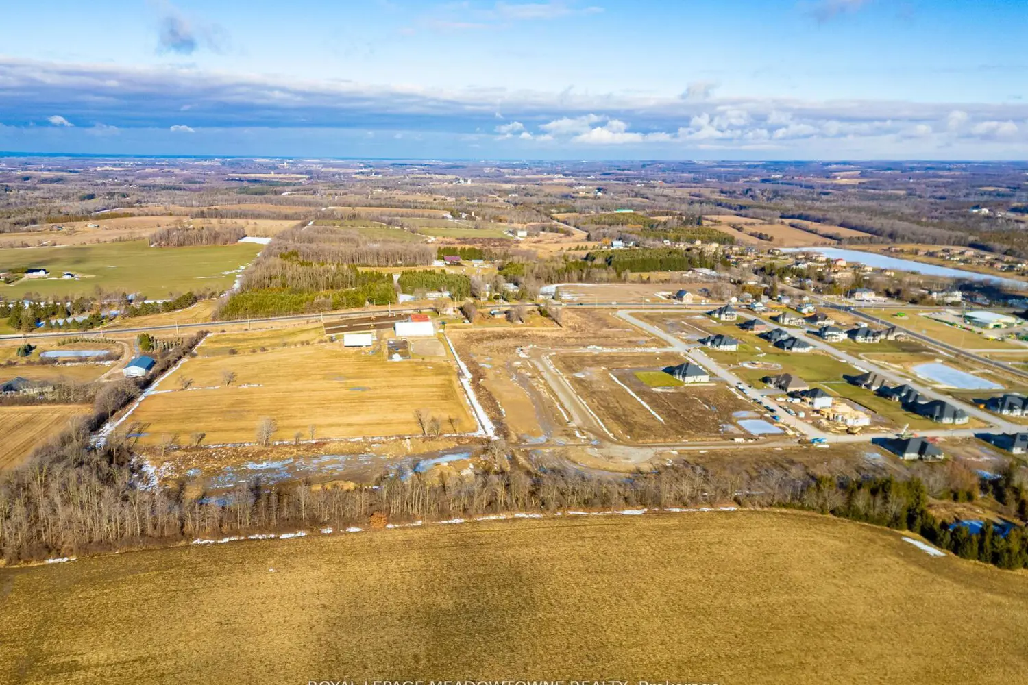Additional image 17 of 8863 Wellington 124 Road