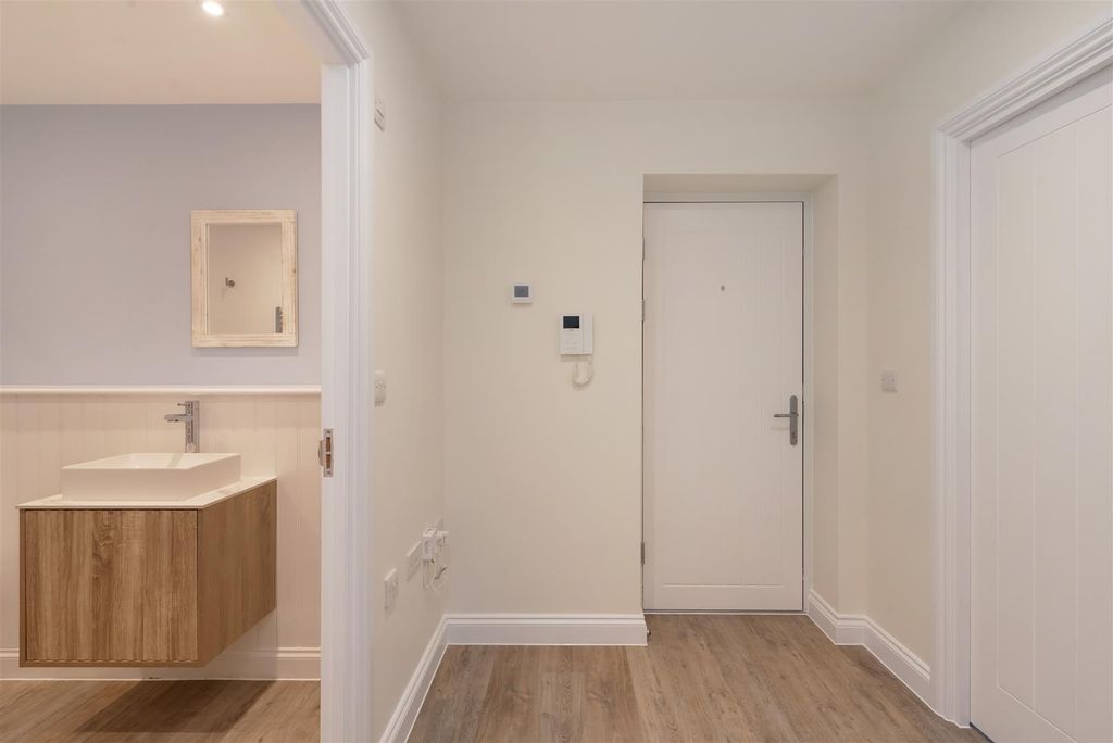 Additional image 12 of 2 bed flat for saleBeach Walk, Whitstable CT5