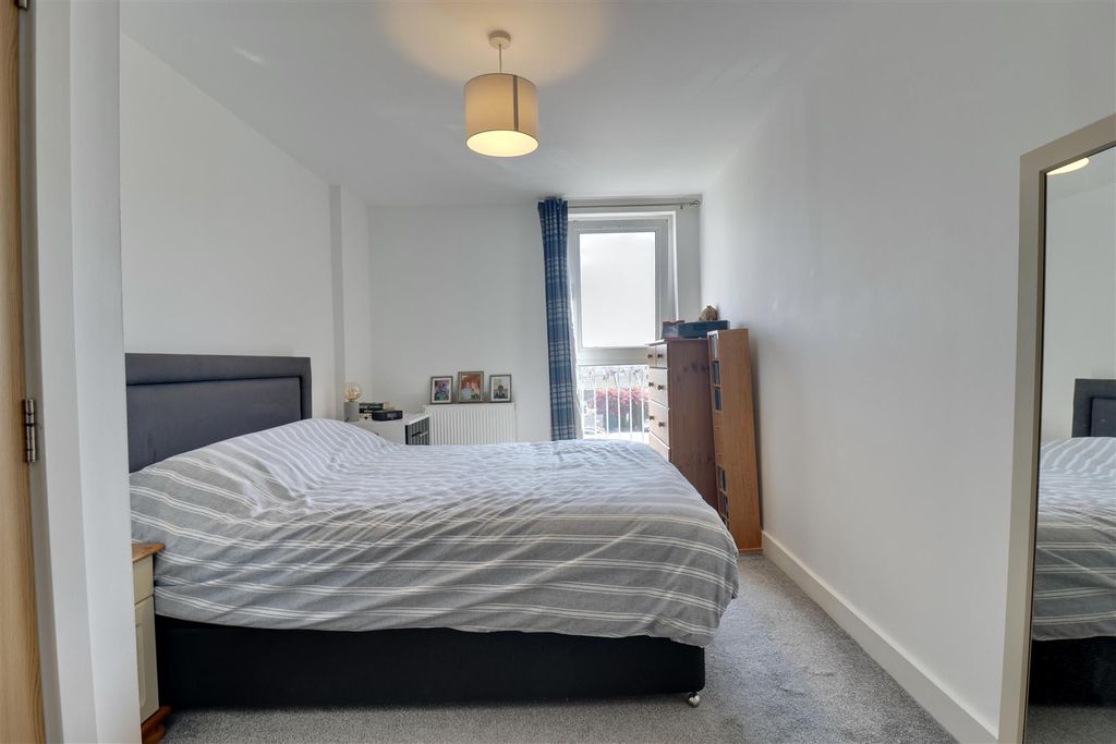 Additional image 15 of 2 bed flat for saleFratton Way, Southsea PO4