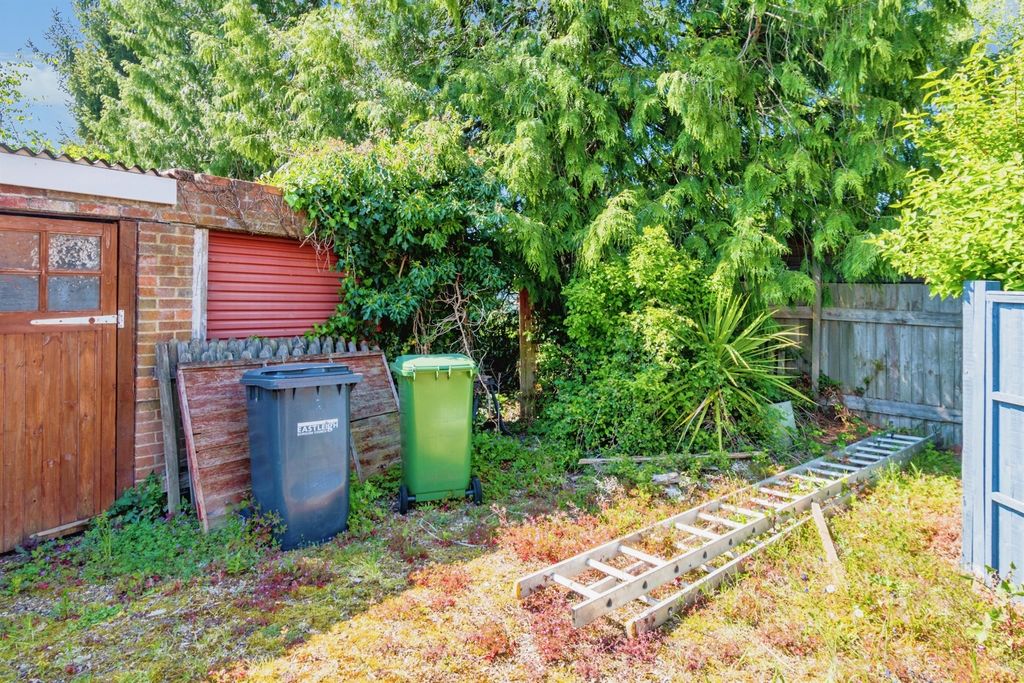 Additional image 7 of 2 bed maisonette for saleSwaythling Road, West End, Southampton SO30