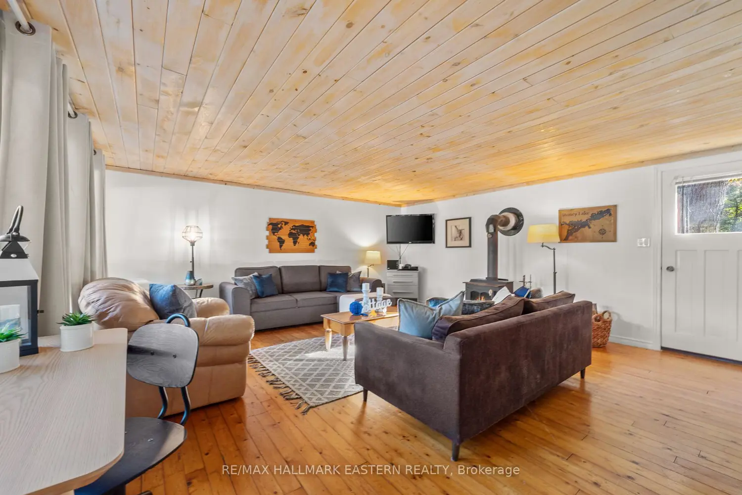2335 Lakeside Road photo 5
