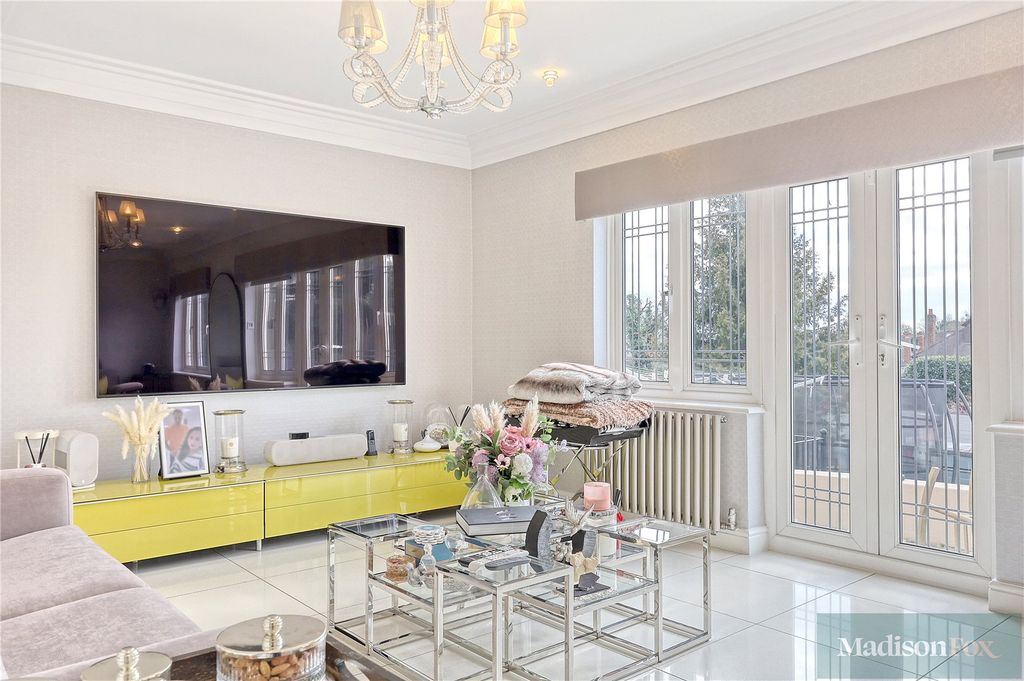 Additional image 10 of 5 bed detached house for saleThe Dell, Woodford Green IG8