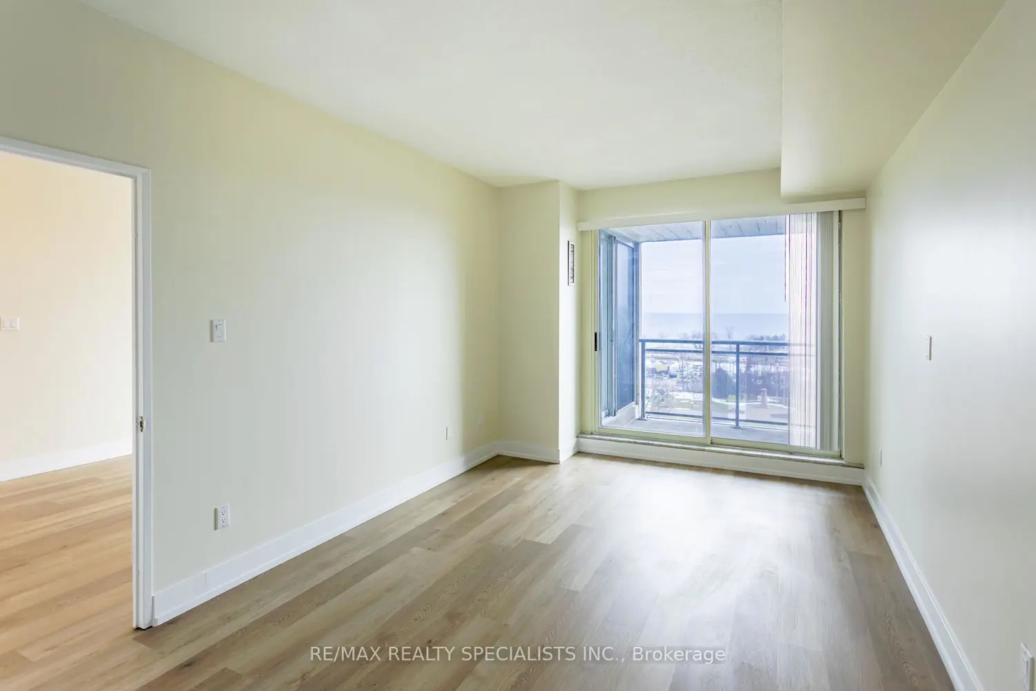 Additional image 13 of 2511 Lakeshore Road 708