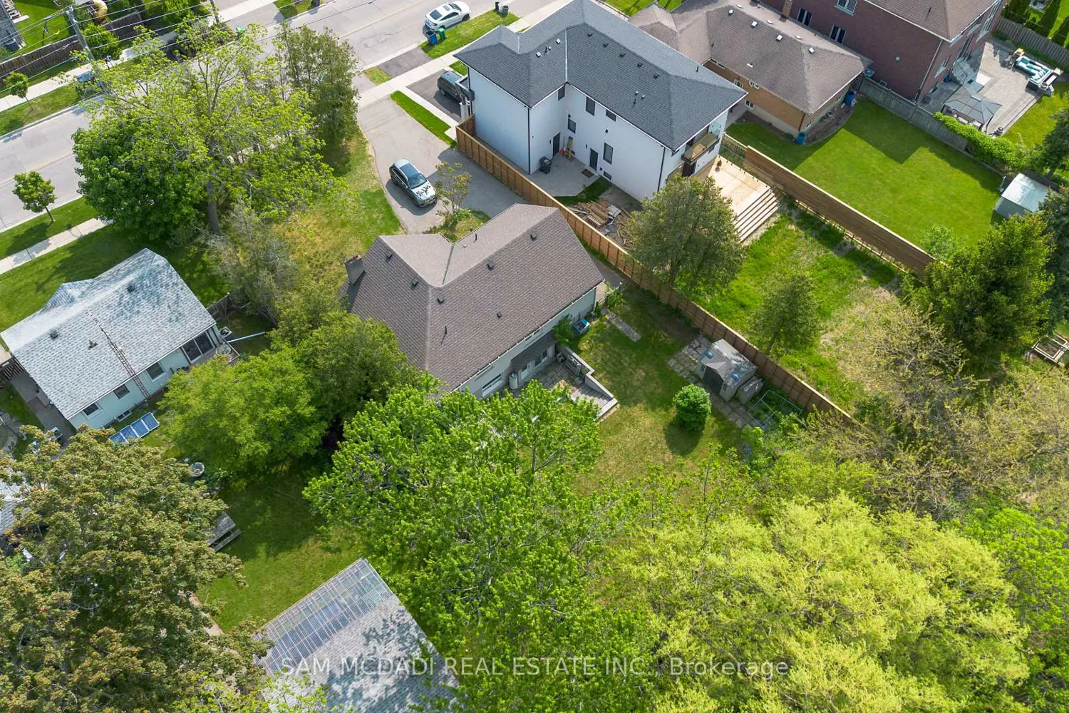 Additional image 17 of 1228 Haig Boulevard