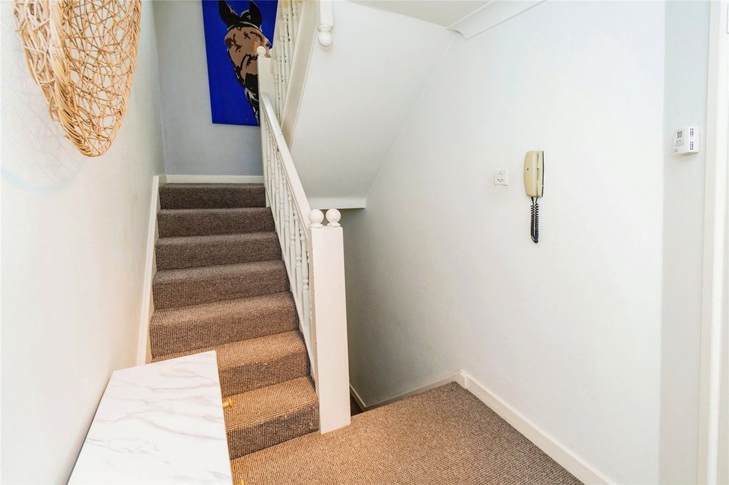 Additional image 12 of 5 bed maisonette for saleWinchester Road, Bassett, Southampton, Hampshire SO16