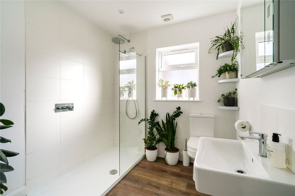 Additional image 22 of 4 bed detached house for saleYork Road, Windsor, Berkshire SL4