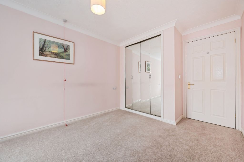 Additional image 6 of 1 bed flat for saleOakley Road, Southampton SO16