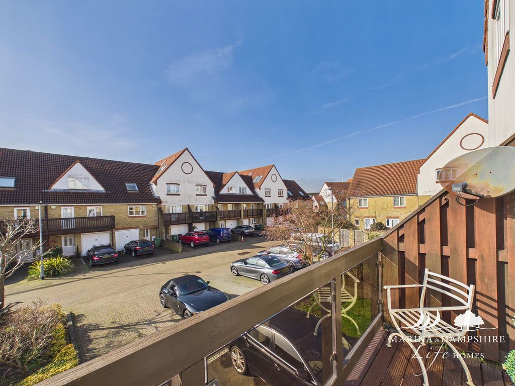 Additional image 14 of 3 bed terraced house for saleTintagel Way, Port Solent PO6