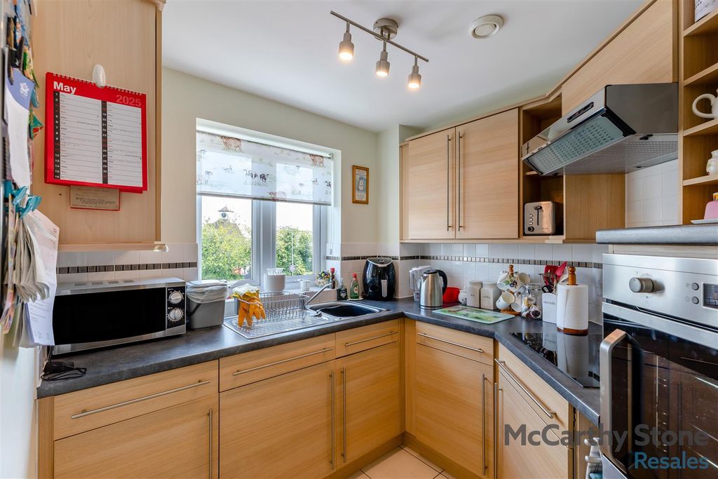 Additional image 6 of 1 bed flat for saleButter Cross Court, Stafford Street, Newport TF10