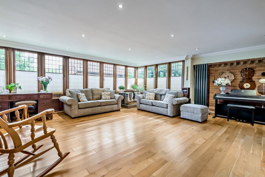 Additional image 3 of 4 bed detached house for saleForest Road, Wokingham, Berkshire RG40