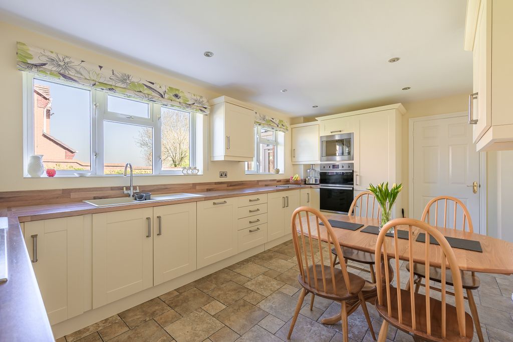 Additional image 4 of 6 bed detached house for saleDeer Park Drive, Newport TF10