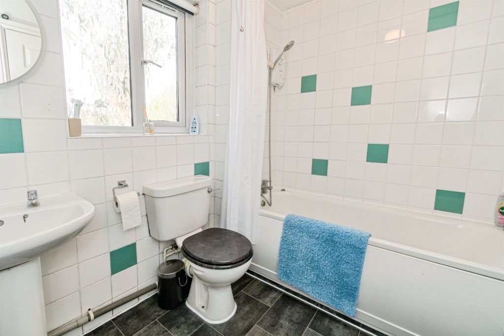 Additional image 9 of 1 bed flat for saleWestridge Road, Southampton SO17