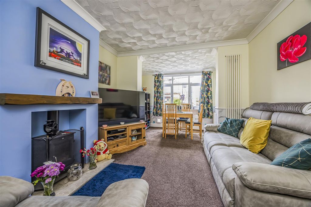 Additional image 8 of 3 bed semi-detached house for saleChesterfield Road, Baffins, Portsmouth PO3