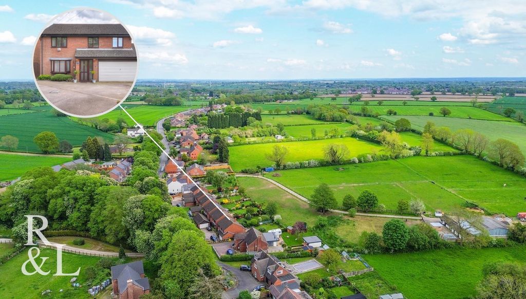 Additional image 2 of 4 bed detached house for saleNewbold Road, Barlestone, Nuneaton CV13