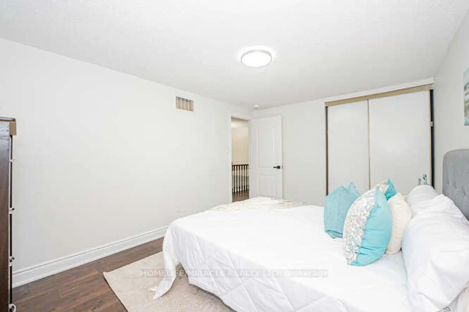 Additional image 14 of 14 Conover Court