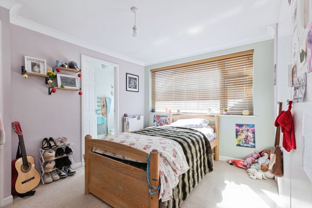 Additional image 8 of 4 bed semi-detached house for saleFosse Close, Hinckley LE10