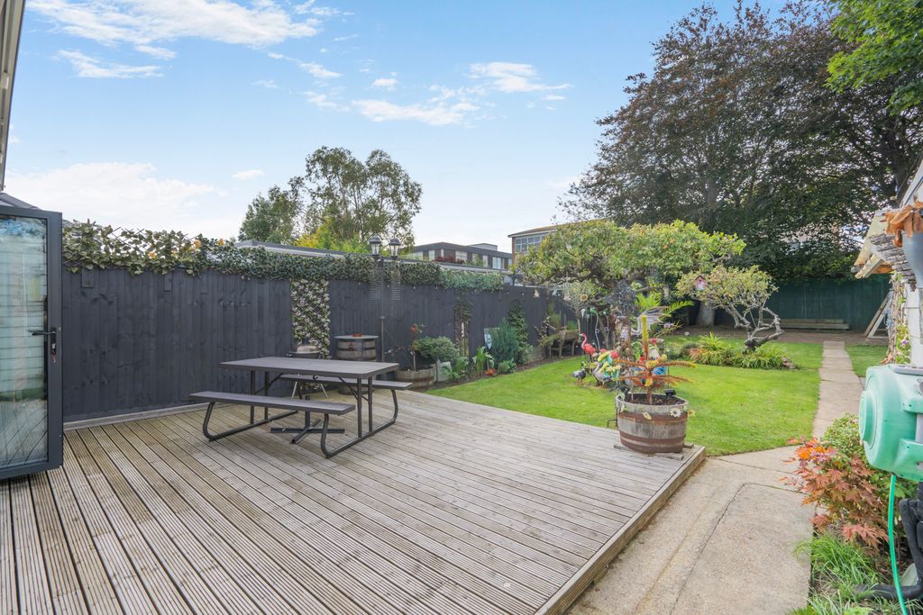Additional image 18 of 3 bed detached bungalow for saleHomefield Road, Drayton, Portsmouth PO6