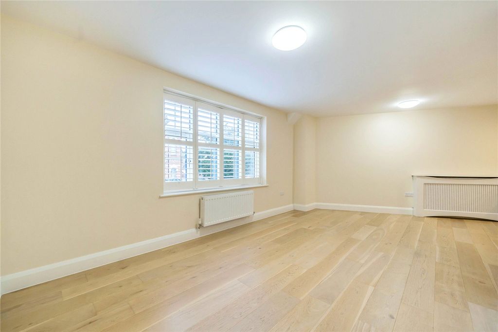 Additional image 2 of 2 bed flat for saleMilton Road, Wokingham, Berkshire RG40