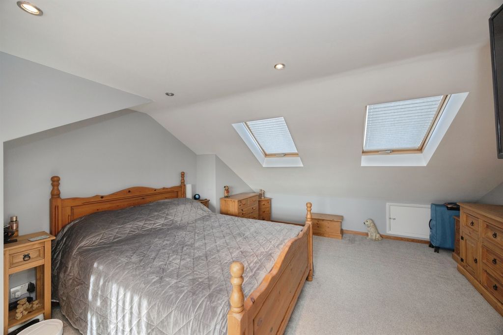 Additional image 14 of 4 bed terraced house for saleMeon Road, Southsea PO4