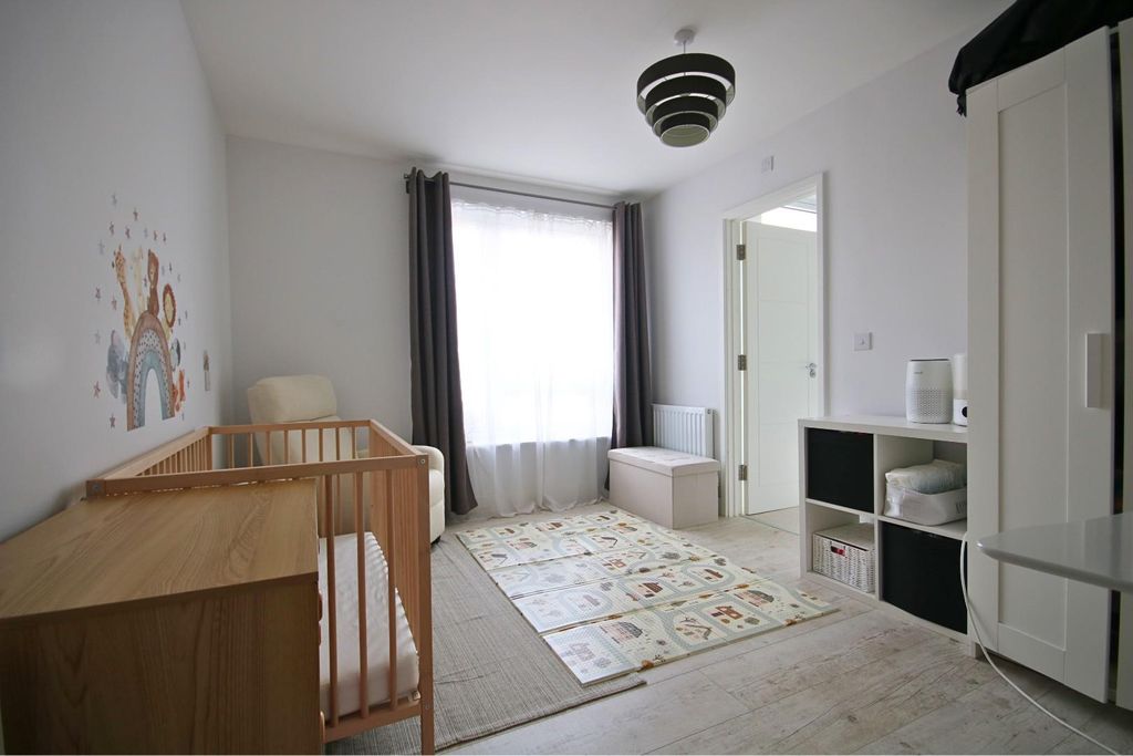 Additional image 9 of 2 bed flat for saleThe Foundry, Ashford TW15
