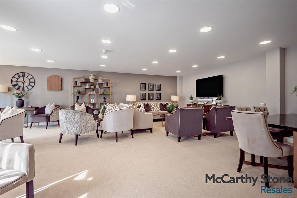 Additional image 31 of 2 bed flat for saleHampton Place, Hampton Close, Shirley, Southampton SO15