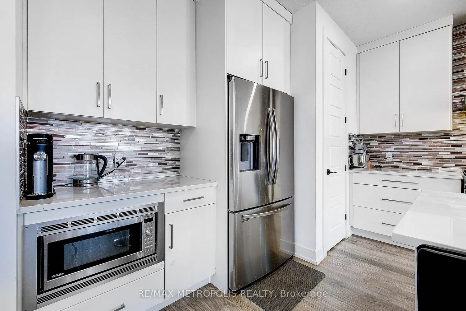 Additional image 8 of 1480 Medway Park Drive