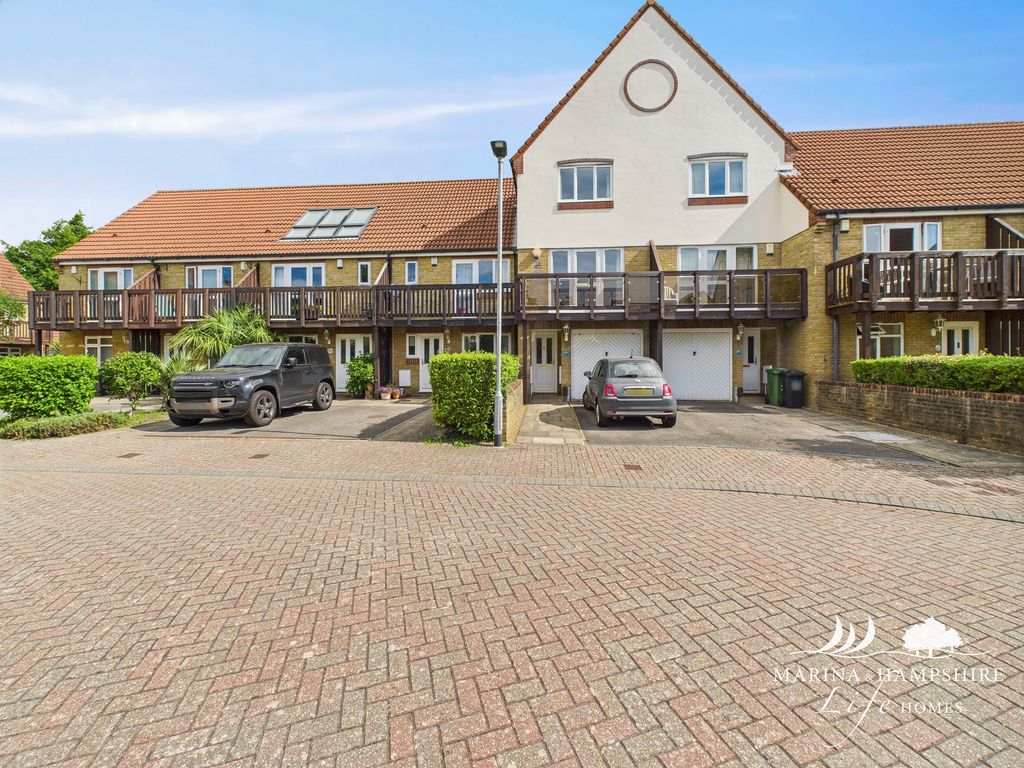 Additional image 26 of 3 bed terraced house for saleTintagel Way, Port Solent PO6