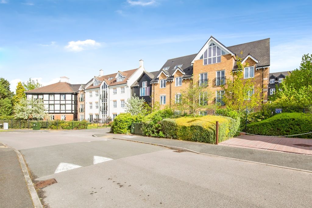 2 bed flat for saleHoneywell Close, Oadby, Leicester LE2 photo 2
