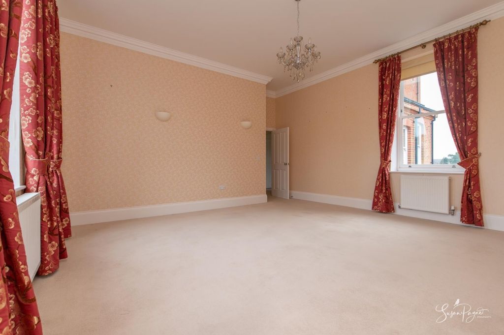 Additional image 14 of 2 bed flat for saleWhitecroft Park, Newport PO30
