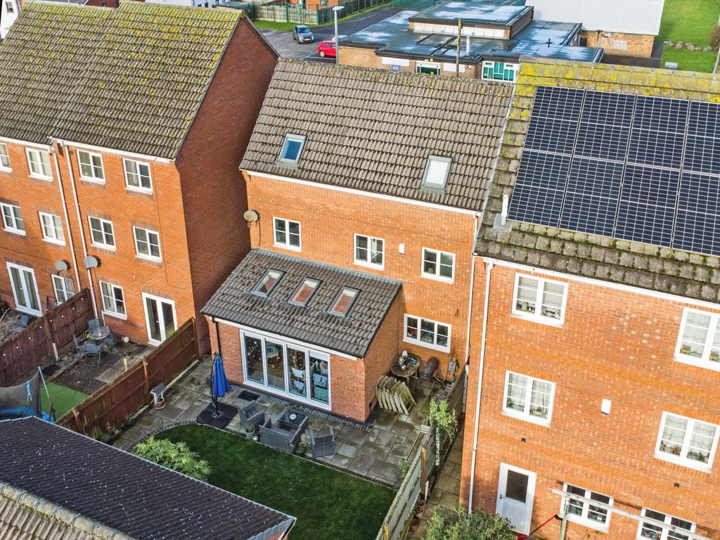 Additional image 5 of 4 bed detached house for saleWaterworks Road, Coalville, Leicestershire LE67