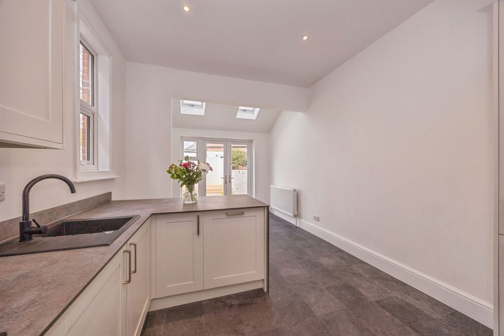 Additional image 8 of 3 bed terraced house for saleHaslemere Road, Southsea PO4