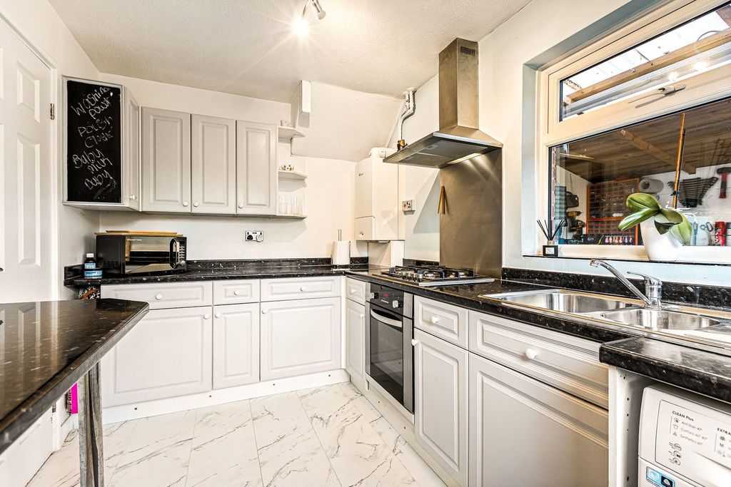 Additional image 8 of 3 bed semi-detached house for saleFerrers Croft, Barlestone, Nuneaton CV13